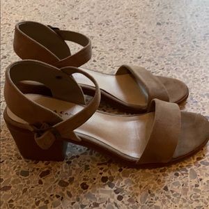 Faux Suede mushroom beige sandals